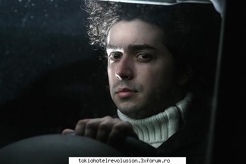 Diferent but the same - Eisblumen. - Fan Fiction Archive