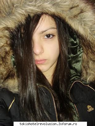 Freaky Angelina - pozeeee am 14ani....imediat fac 15 sunt din - Fotografii cu utilizatorii