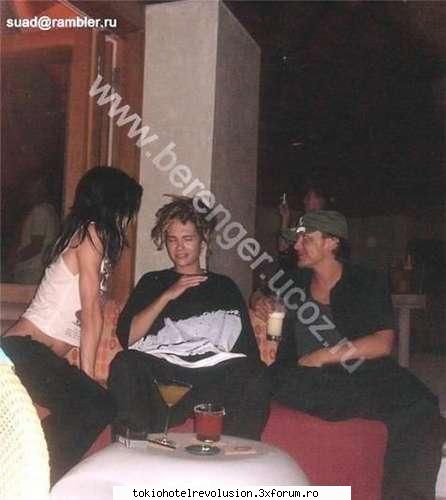 Fun with tom - Curva:" :( :( :( ToM....ce e cu tine? =( =( =( " - Tom Kaulitz