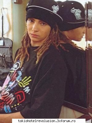 Fun with tom - Tom: deci..da tsi mi o palma va rog :| tre s - Tom Kaulitz