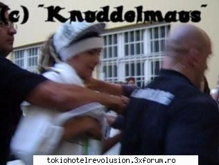 Fun with tom - T: maaaaaaaa!!!!!!omule..tu nu intelegi sa-mi dai - Tom Kaulitz