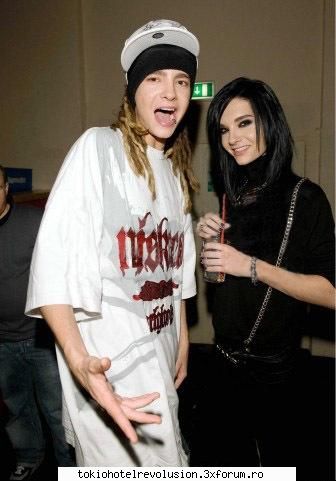 Fun with tom - hai ca incerc si eu tom bill: taci si zambeste:) - Tom Kaulitz