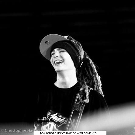 Fun with tom - T: ahahahaaaaa B: ce e? T: hahahahaaaa B: ce e - Tom Kaulitz
