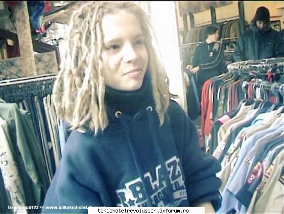 Fun with tom - T: ajutooooor, biill :-s B: ce e? T: ajuta-ma, nu - Tom Kaulitz