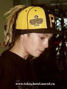 Fun with tom - t: tipa aia arata super da mia tras clapa...e las - Tom Kaulitz