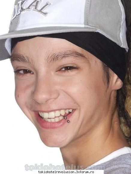 Fun with tom - T: ghici ce? Tip: ce? T: ghici ce??? Tip: cee? T - Tom Kaulitz