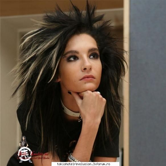 Funn with bill - Prezentator TV: Jiiii akum o shtire despre Bill - Bill Kaulitz