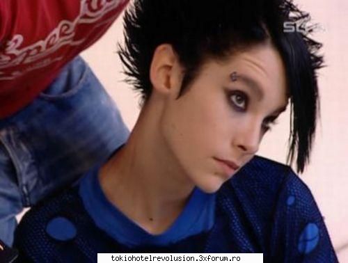 Funn with bill - Prezentator TV: ....ji uitatzi cum il pot imita - Bill Kaulitz