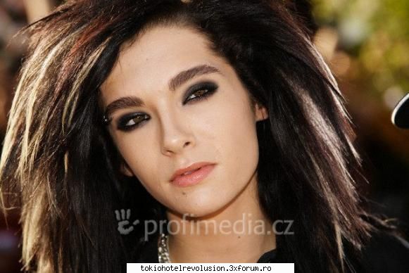 Funn with bill - B: hmm,s-o bag.....sa n-o bag....hmm bine,hai k o - Bill Kaulitz