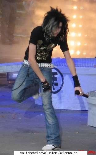 Funn with bill - B:..off.iar ma ia somnu` in timpu` concertului - Bill Kaulitz