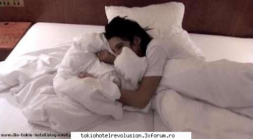 Funn with bill - B !ma ascund de blitz!!aaaa!!rette mich ca ma ate - Bill Kaulitz