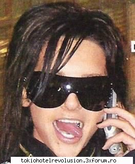 Funn with bill - B: In kaz k nu shtiatzi..eu vb`esc pe linia - Bill Kaulitz