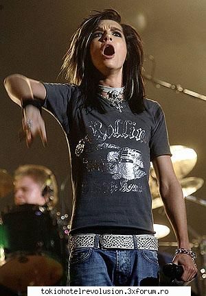 Funn with bill - B: Hua maneleeeee..jos cu eleeeeeeeeee :D - Bill Kaulitz
