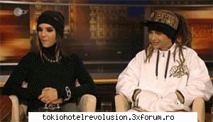 Funn with bill - T: Bill...ahh Bill e un bou ghey :-j B: :x - Bill Kaulitz