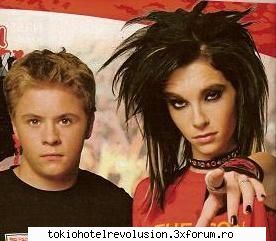 Funn with bill - B: Gustav ce e AIA? G: unde? B: pe capul tau G - Bill Kaulitz