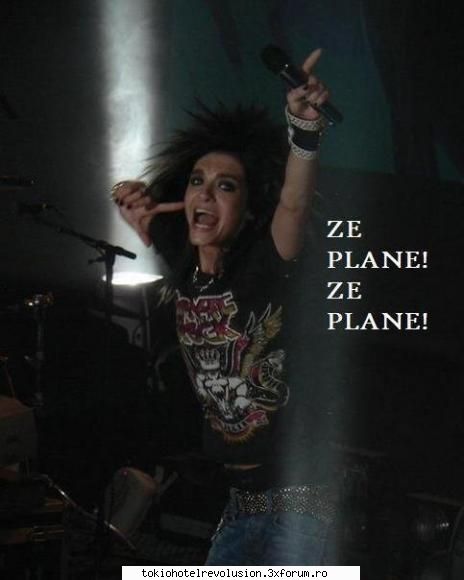 Funn with bill - Bill: ZA PLANE!!! ZA PLANE!!! - Bill Kaulitz