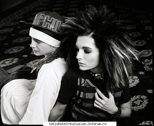 Funn with bill - incerc si eu ;)) dar nu cred k o sa`mi iasa :D - Bill Kaulitz