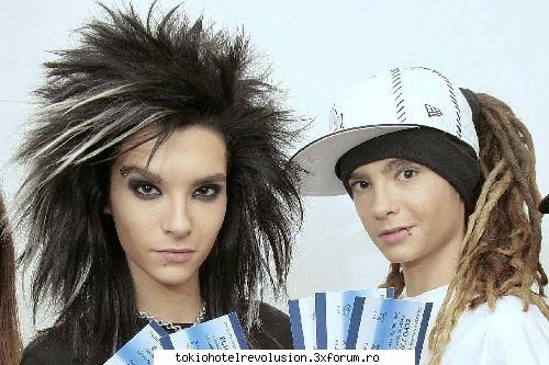 Funn with bill - B-Astea is cartile dragostei si-mi spun k - Bill Kaulitz