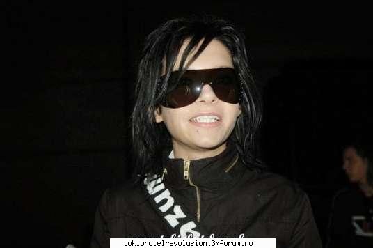 Funn with bill - B !ma pozeaza si cand incerc sa ma relaxez..oare - Bill Kaulitz