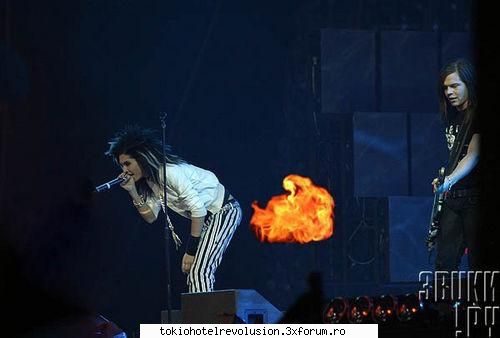 Funn with bill - Georg: bill pt numele lu dumnezeu ce ai mancat - Bill Kaulitz