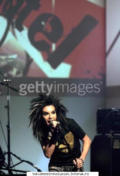 Funn with bill - b: bai ala fardat cu mov pe la ochi...ala e - Bill Kaulitz