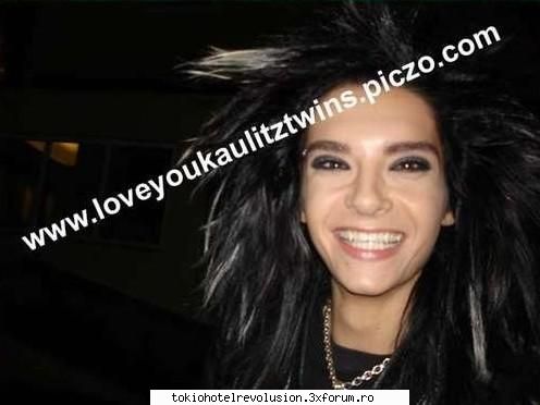 Funn with bill - b-ma dor maxilarele oameni buni .. gata cu atatea - Bill Kaulitz