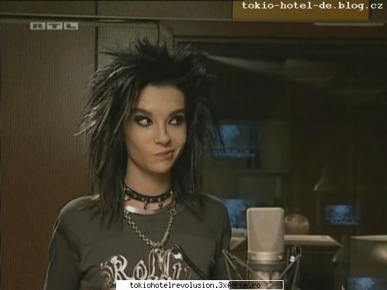 Funn with bill - t uite cn e la tv!!e dulce maria si celelalte din - Bill Kaulitz