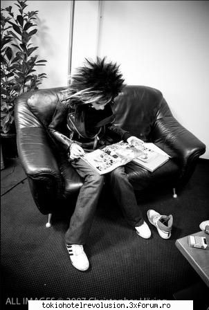Funn with bill - b: bah tom numai da cu adidasu in mine ca incerc - Bill Kaulitz