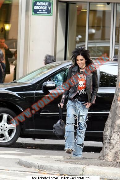 Funn with bill - ToM&Bill se certasera...... ToM...din masina - Bill Kaulitz