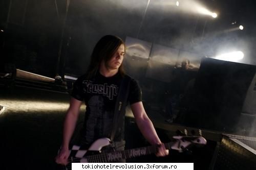 Georg - ^^pozele cu el fara tricou sunt geniale - Fotografii