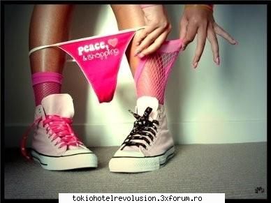 HOT or NOT - �.Lick My LollipOp.� - Arhiva Generala /General Archive