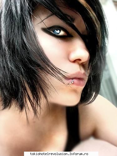 HOT or NOT - hm.....cred k hot - Arhiva Generala /General Archive