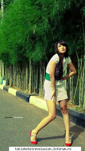 HOT or NOT - R U X I - Arhiva Generala /General Archive