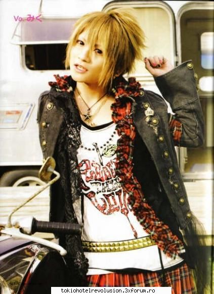 HOT or NOT - RyuuseiRocket - Arhiva Generala /General Archive