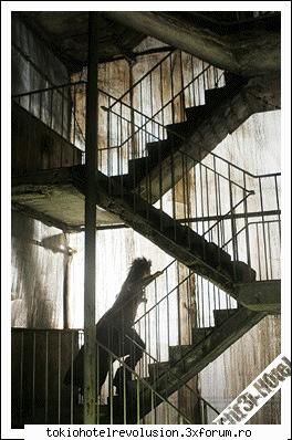 HOT or NOT - RunAway. - Arhiva Generala /General Archive