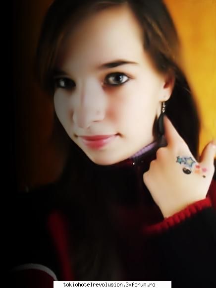 Hop si eu!:)) - e facuta azi..e la profil pe myspace . Si chestia - Fotografii cu utilizatorii