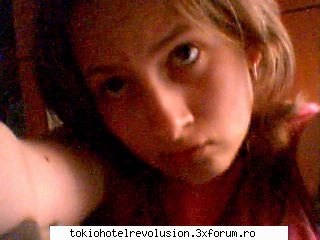 Lil' ugleeh mhe! - >.< :D lolzzzzzz nah aici eram calare p bicicleta - Fotografii cu utilizatorii
