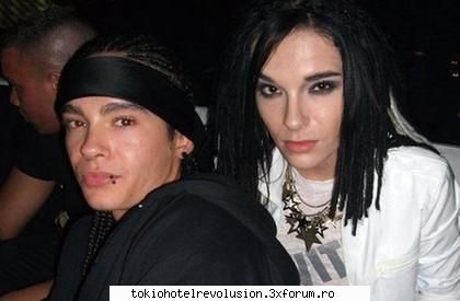 News updates - poza noua cu gemenii - Tokio Hotel