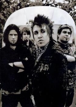 Papa Roach - mor dupa piesele lor - Muzică