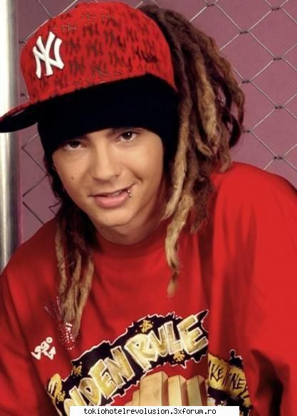 Poza preferata. - eu in general,nu am o poza preferata toate imi - Tom Kaulitz