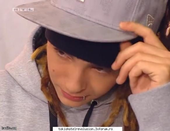 Poza preferata. - Sendy Claus Takes Drugs - Tom Kaulitz