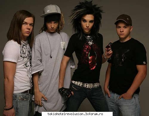 Th si tzaranii[e scurt fan ficu dar e tare] - necst necst necst primiti asta seara:P:P:P - Fan Fiction Archive
