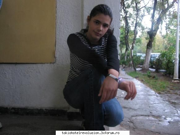 This is me , diana - aici in timpul ploii ... ignorati freza - Fotografii cu utilizatorii
