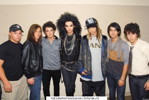 Tinuta Zilei - Media e 9.77 Tinuta de azi... p.s. daca vreti sa - Bill Kaulitz