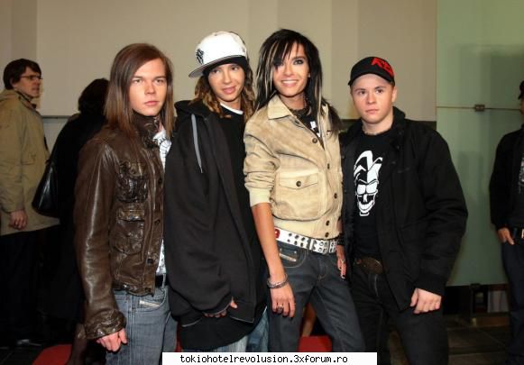 Tinuta Zilei - Media e 9.03 Tinuta de azi,6 noiembrie 2008 - Bill Kaulitz