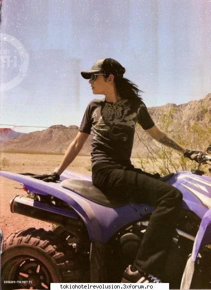 Tinuta Zilei - RunAway. - Bill Kaulitz