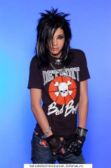 Tinuta Zilei - si eu ii dau 10 so media este - Bill Kaulitz