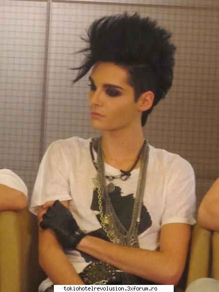 Tinuta Zilei - hallo!si eu tot 9 st! buna carla ! ce sa spun..la - Bill Kaulitz