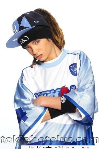 Tinuta zilei - Plasche moolt tricou' /// - Tom Kaulitz