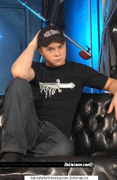 Tinuta zilei - �Đ����� - Gustav Sch�fer